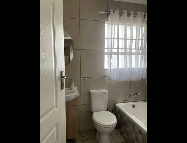 2 BEDROOM APARTMENT FOR SALE IN BOKSBURG
